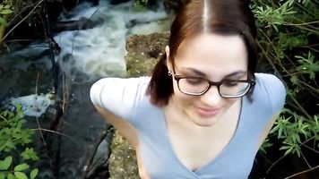 Public blowjob on a walk in the woods