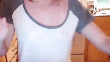 Kelly fucks in the kitchen with facial - filthywebcamgirls.com