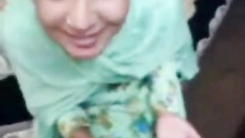 Pakistani Aunty sucks and fucks young guy
