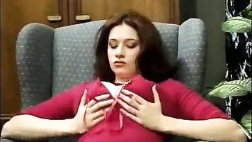 Giant Boobs Brunette Amateur MILF