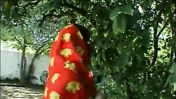 Indian slut in sari sucks meaty boner while getting her wet starved cunt banged